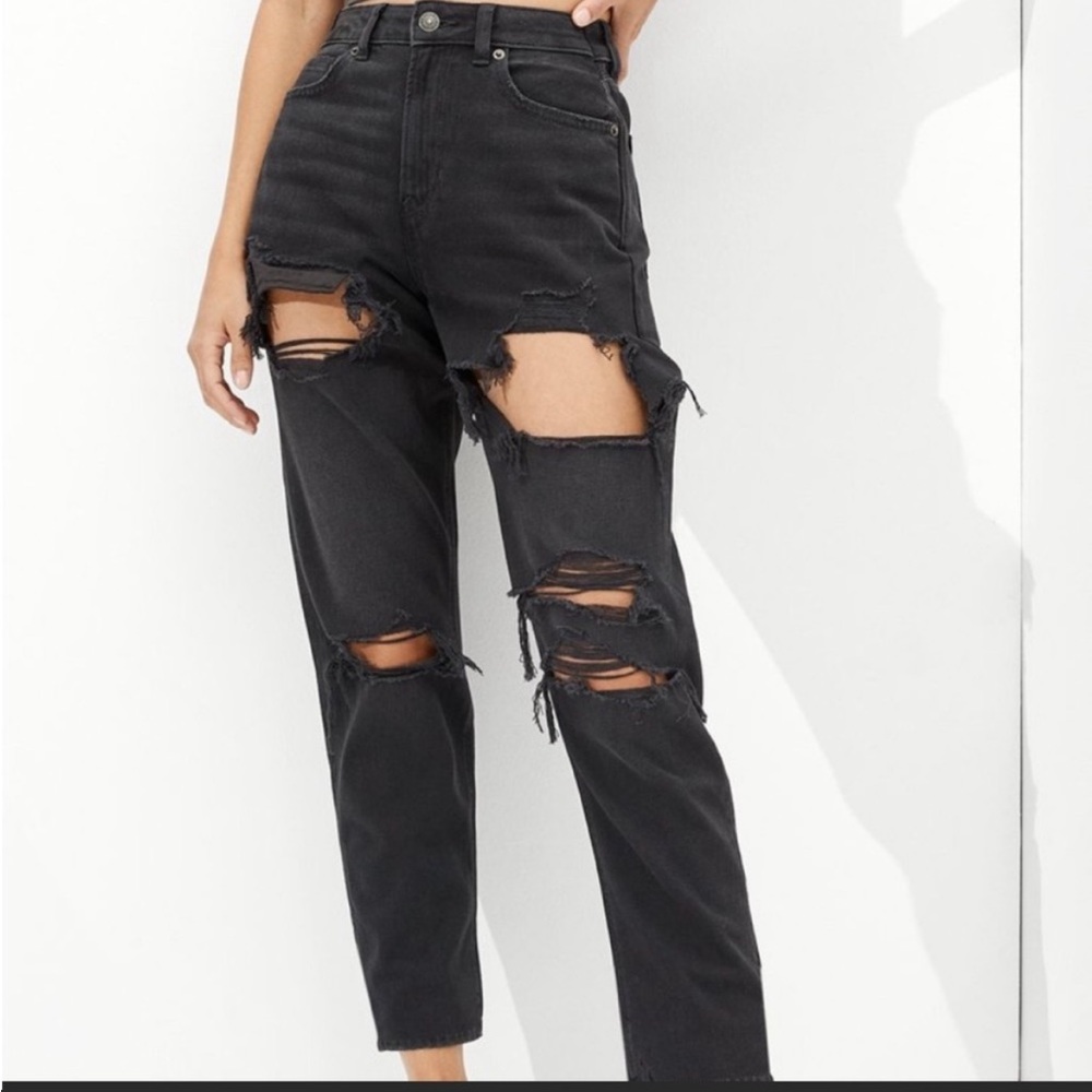 American Eagle Distressed Mom Jeans